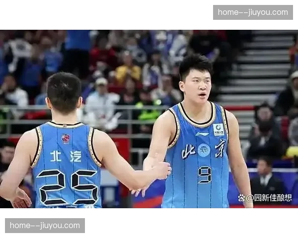 北京首钢雷蒙膝盖脚踝双重伤病 预计需要至少一周恢复时间